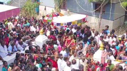 சிதம்பரம்: நஞ்சை மகத்து வாழ்க்கையில் காளியம்மன் காமாட்சி அம்மன் கோவிலில் கும்பாபிஷேக விழா