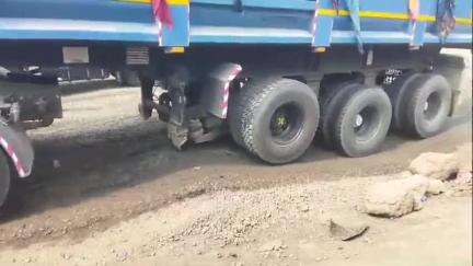 নলহাটি ১: বেহাল নলহাটির 12 নম্বর ওয়ার্ডের রাস্তা, সমস্যায় বাসিন্দারা #jansamasya