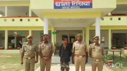 नानपारा: रिसिया पुलिस ने देसी तमंचा और जिंदा कारतूस के साथ एक अभियुक्त को किया गिरफ्तार
