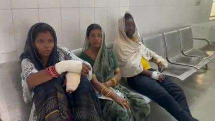 सांगोद: सांगोद क्षेत्र के बोरिना गांव के निकट खेतों की नालियों में लगी आग सड़क तक आई, मोटरसाइकिल सवार एक बालक सहित 3 झुलसे