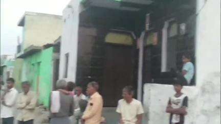 मांट: सुरीर:बत्ती डिम नहीं चल रहे पंखा कुलर समरसेबल ना चलने से पानी के लिए तरस रहे पशु #jansamasya