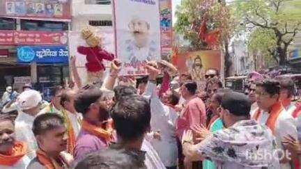 राजनांदगांव: शहर के मानव मंदिर चौक में जिला भाजपा किसान मोर्चा ने नरेश टिकैत का किया पुतला दहन