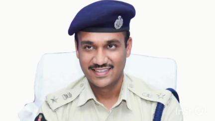 విజయనగరం: అయ్యన్నపేటలో పేకాట స్థావరంపై   పోలీసుల దాడి, భారీగా నగదు సీజ్ : జిల్లా ఎస్పీ వకుల్ జిందల్