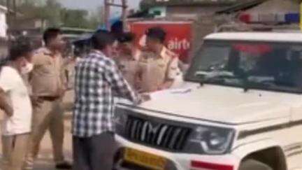 नगरोटा बगवां: पुलिस ने मलां चौक में पंजाब नंबर गाड़ी में सवार दो युवकों से 22 ग्राम चिट्टा पकड़ा, आरोपी गिरफ्तार