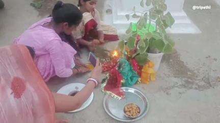 विजयराघवगढ़: अक्षय तृतीया पर विजयराघवगढ़ के ग्राम बंजारी में बच्चियों की गुड़िया-गुड़ियों की शादी रचाई गई