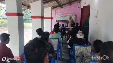 ଧର୍ମଗଡ: ବଡକୁଟୃ ପୁଲିସ ଫାଣ୍ଡି ଠାରେ ନୂତନ ଆଇନ ନେଇ ସଚେତନତା ଶିବିର ଅନୁଷ୍ଠିତ