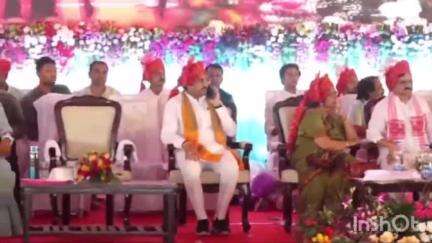 मनावर: उमरबन पहुंचे मुख्यमंत्री डॉ. मोहन यादव, विकास योजनाओं की सौगात देकर दीं शुभकामनाएं