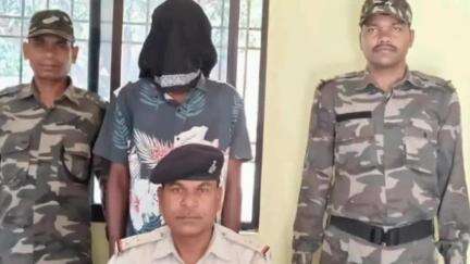 कांके: रांची के नामकुम थाना क्षेत्र में लूटपाट और हत्या के आरोपी को गिरफ्तार किया गया