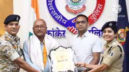 भानुप्रतापपुर: सेवानिवृत पुलिस अधिकारी को पुलिस अधीक्षक कार्यालय कांकेर के सभा कक्ष में दी गई विदाई