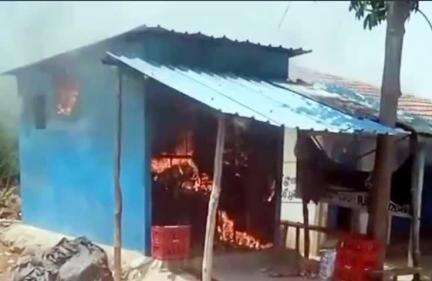 నిజాంసాగర్: గాలి పూర్ గ్రామంలో షార్ట్ సర్క్యూట్ తో కిరాణా షాప్ దగ్ధం