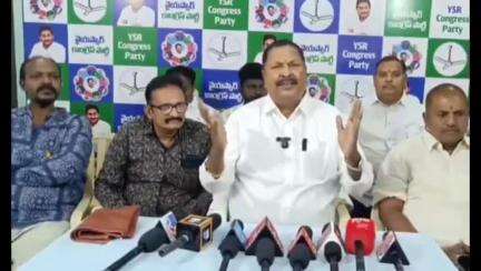 తణుకు: సింహాచలం దుర్ఘటనలో మృతి చెందిన బాధితులకు కుటుంబాలకు రూ. కోటి చొప్పున పరిహారం ఇవ్వాలి : మాజీ మంత్రి కారుమూరి