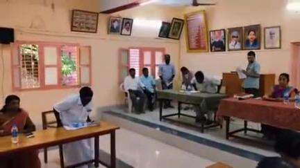 செங்கோட்டை: பரபரப்பு இன்றி அமைதியாக நடந்து முடிந்த  நகர் மன்ற உறுப்பினர்கள் கூட்டம்