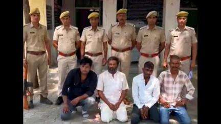 रामगढ़ पचवारा: दौसा एसपी के निर्देशानुसार पुलिस की गठित टीम ने लंबे समय से फरार चार स्थाई वारंटियों को किया गिरफ्तार