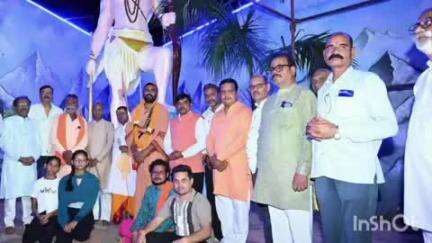 बेरला: बेमेतरा के भगवान परशुराम चौक में परशुराम जयंती के अवसर पर विशेष पूजा-अर्चना का आयोजन, नपा अध्यक्ष रहे मौजूद