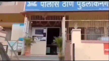 इथे का बसला अशी विचारणा केल्याने डॉक्टरांसह इतरांना मारहाण बीड बायपास परिसरातील घटना