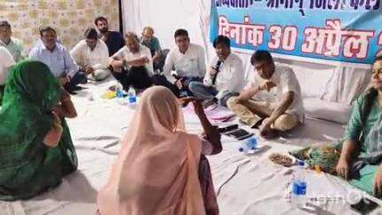 मावली: मावली के सांगवा पंचायत में आयोजित रात्रि चौपाल में जिला कलक्टर नमित मेहता ने सुनी ग्रामीणों की समस्याएं