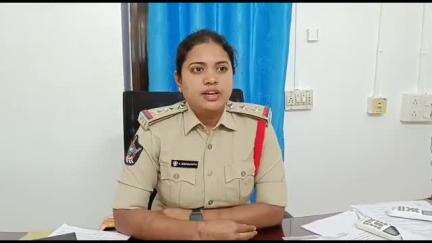 గంగాధర నెల్లూరు: మండలంలోని ద్విచక్ర వాహనదారులు హెల్మెట్ లేని ప్రయాణాలు చేయరాదు: సీఐ శ్రీనివాసంతి