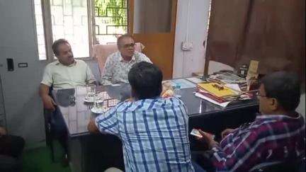 বর্ধমান ১: অধ্যক্ষের ঘর তালা বন্ধ, দায়িত্বভার নিতে এসে নিজের অফিসে ঢুকতে পারলেন না UIT-র নতুন অধ্যক্ষ