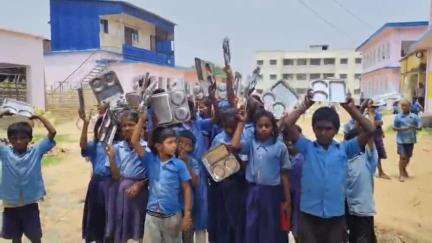 नाथनगर: उत्क्रमित मध्य विद्यालय मथुरापुर में बच्चों ने समय पर भोजन न मिलने पर हंगामा किया