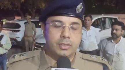 कैंपियरगंज: कैंपियरगंज थाना क्षेत्र के एक गांव में हॉकी मैच के विवाद के बाद हुई मारपीट, पुलिस ने 11 पर दर्ज किया केस