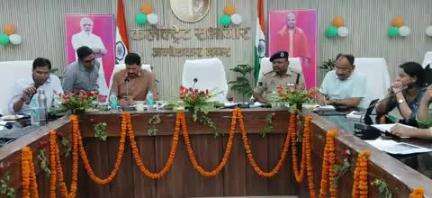 आलापुर: चार मई को अंबेडकरनगर के नौ केंद्रों पर होगी नीट की परीक्षा, सीडीओ और एडीएम ने बैठक कर बनाई व्यवस्था की रणनीति