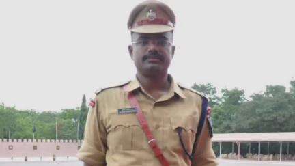 বেলডাঙা ২: মুর্শিদাবাদ পুলিশ জেলার নব-নিযুক্ত পুলিশ সুপার  কে সৌজন্য সাক্ষাৎ ও শুভেচ্ছা বিনিময়ে রেজিনগর এর তৃণমূল বিধায়ক