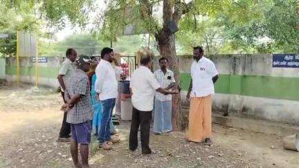 விராலிமலை: தொட்டியம் பட்டி அரசு தொடக்கப்பள்ளி பயனற்ற நிலையில் உள்ளது சரி செய்ய வேண்டும் என பிஜேபி மாவட்ட தலைவர் ராமச்சந்திரன் தொட்டியம் பட்டியல் கோரிக்கை