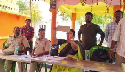 నూతనకల్: మిర్యాలలో సంత వేలం, 12.63 లక్షలకు వేలం పాడిన లింగయ్య