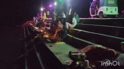 कोचस: कोचस प्रखंड में धूमधाम से मनाया जा रहा है चैती छठ