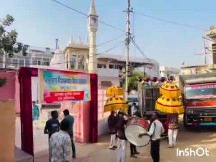 गनाेड़ा: चंदूजी का गढ़ा में जैन मुनि पुलकसागर जी महाराज का मंगल प्रवेश, समाजजनों ने की भव्य आगवानी