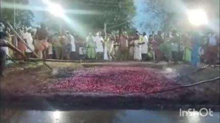 செந்துறை: நத்தக்குழியில் உள்ள திரெளபதி அம்மன் ஆலயத்தில் தீமிதி திருவிழா