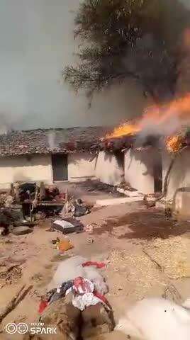 bhadedu me ghar me lagi aag