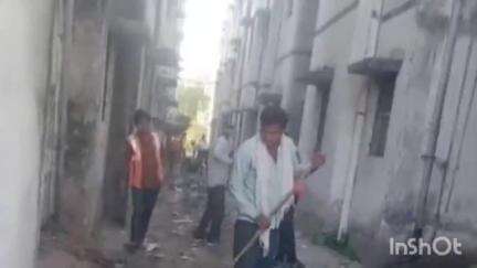 अलीगंज: पब्लिक एप ने दिखाई थी प्रमुखता से खबर, काशीराम कॉलोनी में अभियान चलाकर हुई अब साफ-सफाई #jansamasya