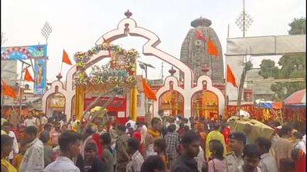देव: चैती छठ मेला 2025 के अवसर पर मोबाइल चोरी और पॉकेटमारी करते हुए 5 लोगों सहित एक विधि विरुद्ध बालक गिरफ्तार