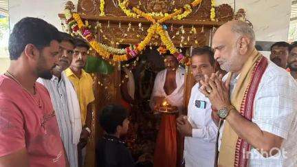 ಮುಂಡಗೋಡ: ನಂದಿಕಟ್ಟಾ ಗ್ರಾಮದ ಬಸಾಪುರ ಶ್ರೀ ಮಾಸ್ತೆಮ್ಮದೇವಿ ದೇವಾಲಯಕ್ಕೆ ಶಾಸಕ ಶಿವರಾಮ ಹೆಬ್ಬಾರ್ ಭೇಟಿ, ವಿಶೇಷ ಪೂಜೆ