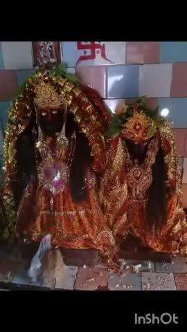 ग्राम देवराकला के खेर माता मंदिर मै दुर्गा अष्ट्मी के अवसर पर ग्रामवासियो ने दंड भरते हुऐ निकला जुलूस भारी भीड़ रही है @#