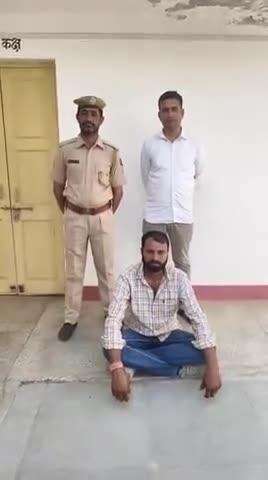 जिला पुलिस अधीक्षक जैसलमेर सुधीर चौधरी के निर्देशन में, पुलिस थाना कोतवाली जैसलमेर के अपहरण कर मारपीट के प्रकरण में डेढ साल से फरार वांछित मुल्जिम को किया गिरफ्तार