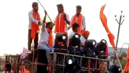 फुलवारी: फुलवारी शरीफ के मित्र मंडल कॉलोनी चौहरमल नगर से निकली रामनवमी शोभा यात्रा