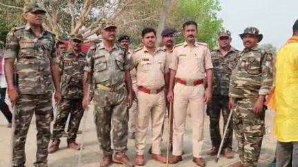 बरहेट: पचकठिया और बरहेट में रामनवमी के अवसर पर शोभा यात्रा सह अखाड़ा जुलूस निकाला गया