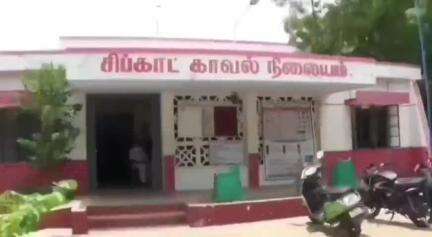 மானாமதுரை: வாளைக் காட்டி மிரட்டி என் புளியங்குளம் விளக்கு பகுதியில் பணம் பறித்தவர் கைது