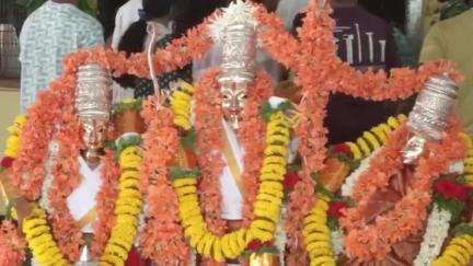 ಕೊರಟಗೆರೆ: ಪಟ್ಟಣದ ಗುಂಡಾಂಜನೇಯ ಸ್ವಾಮಿ ದೇವಾಲಯದಲ್ಲಿ 
ಶ್ರೀರಾಮನವಮಿ ಸಂಭ್ರಮ