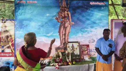 மதுராந்தகம்: திருப்பாதிரிப்புலியூர் கிராமத்தில்
தமிழ் அன்னைக்கு திருக்கோயில் அமைக்க பூஜை விழா தொடங்கப்பட்டது