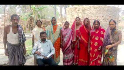 हुसैनगंज: हुसैनगंज प्रखंड में पराली जलाने से रोकने के लिए किसानों को किया गया जागरूक