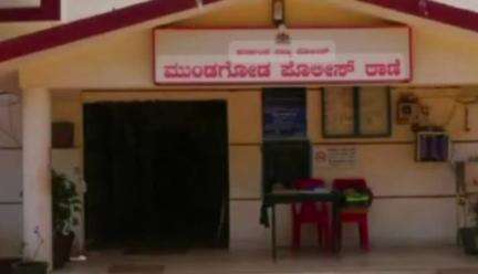 ಮುಂಡಗೋಡ: ಪಟ್ಟಣದಲ್ಲಿ ಕ್ರಿಕೆಟ್ ಬೆಟ್ಟಿಂಗ್, ಓರ್ವನ‌ ಬಂಧನ, ಮೂವರು ಪರಾರಿ