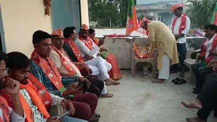 भाजपा का 46वां स्थापना दिवस  पालाचौरई में मनाया गया। भाजपा के वरिष्ठ नेता एवं बूथ अध्यक्ष बूथ सदस्यों की उपस्थिति में