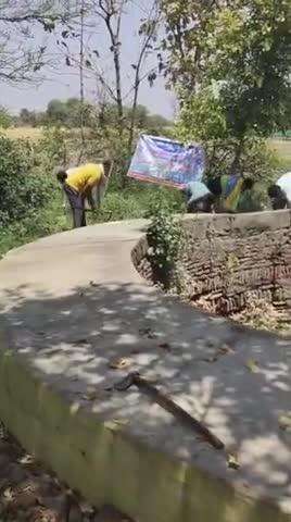 बडोनी: जल गंगा संवर्धन अभियान: सरसई में नवांकुर संस्था और आदि शक्ति युवा मंडल ने कुओं की सफाई की