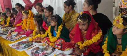 થાનગઢ: ચૈત્રી નવરાત્રિ નિમિતે નવદુર્ગા બાળાઓની પૂજા કરવામાં આવી.