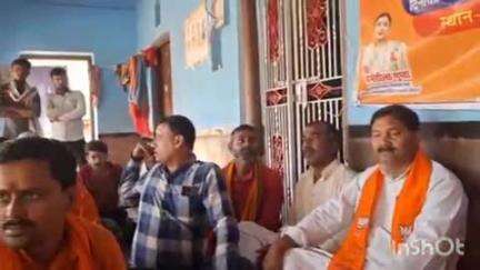 लखनौर: लखनौर स्थित सीताराम मंदिर परिसर में भाजपा स्थापना दिवस अभियान के तहत सक्रिय सदस्यता सम्मेलन आयोजित