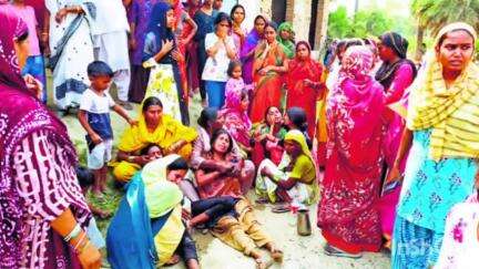 मकेर: चाँदनी चौक के पास हाइवा की टक्कर में किशोर की मौत, एक अन्य घायल, चालक गिरफ्तार