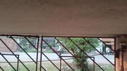 বেলডাঙা ২: সরকারি সম্পত্তি নষ্ট করে  আন্দোলন করা 
অনৈতিক বলে দাবি করলেন  রেজিনগরের তৃণমূল নেতা আতাউর রহমান